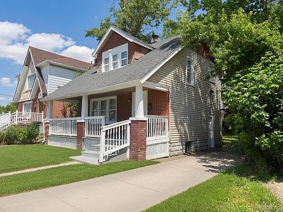 2nd image of 10044 Whitcomb St