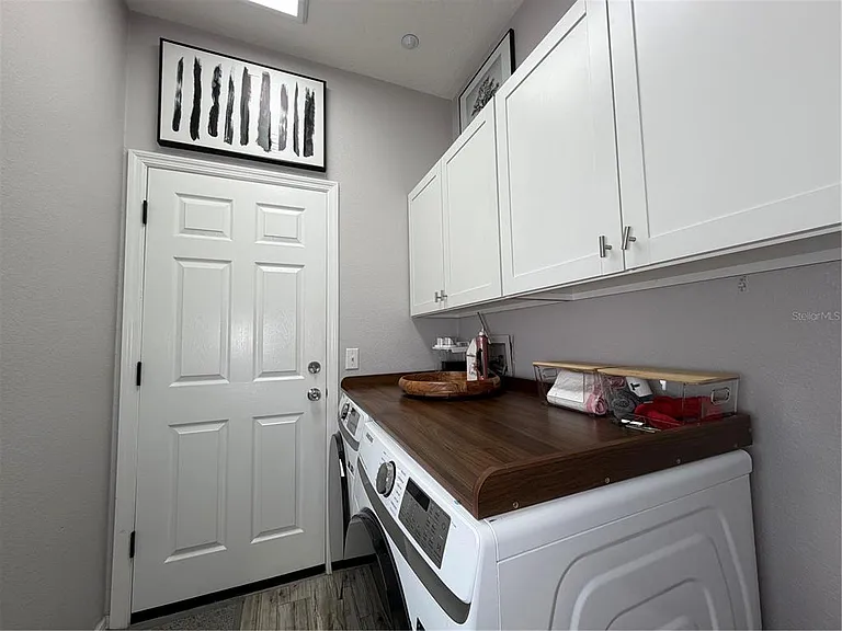 9305 Green Dragon St — Photo 37