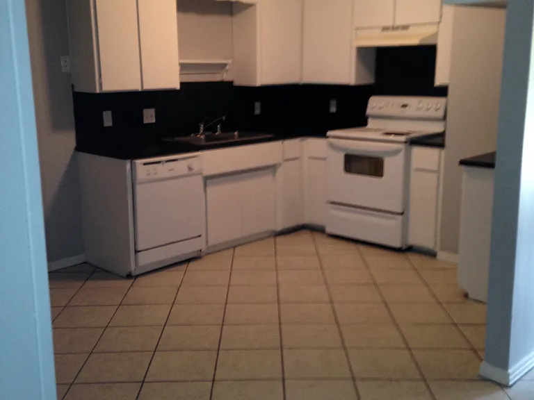 6806 Jackson St — Photo 11