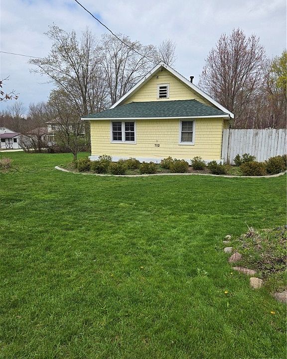 712 Beach Rd, Angola, NY 14006 Zillow