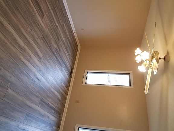 3rd image of 5 Pyrus Ct