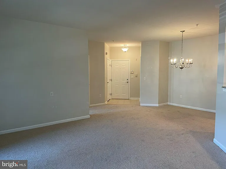 5307 Wyndholme Cir #102 — Photo 10