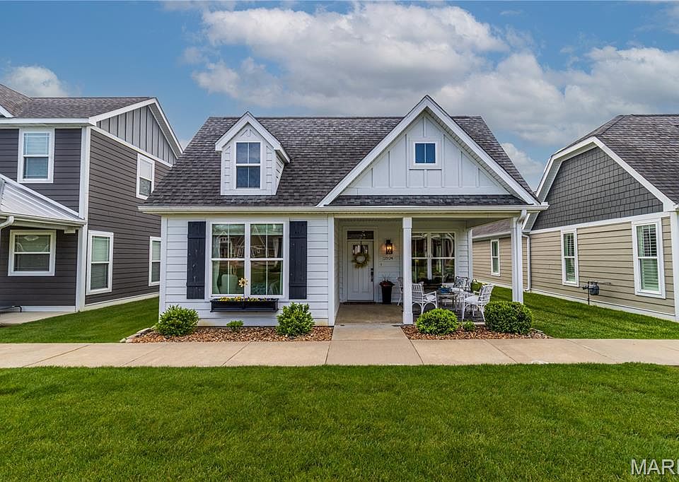 1st image of 2524 Walden Blvd