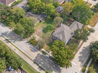 5517 Newcastle St, Bellaire, TX 77401