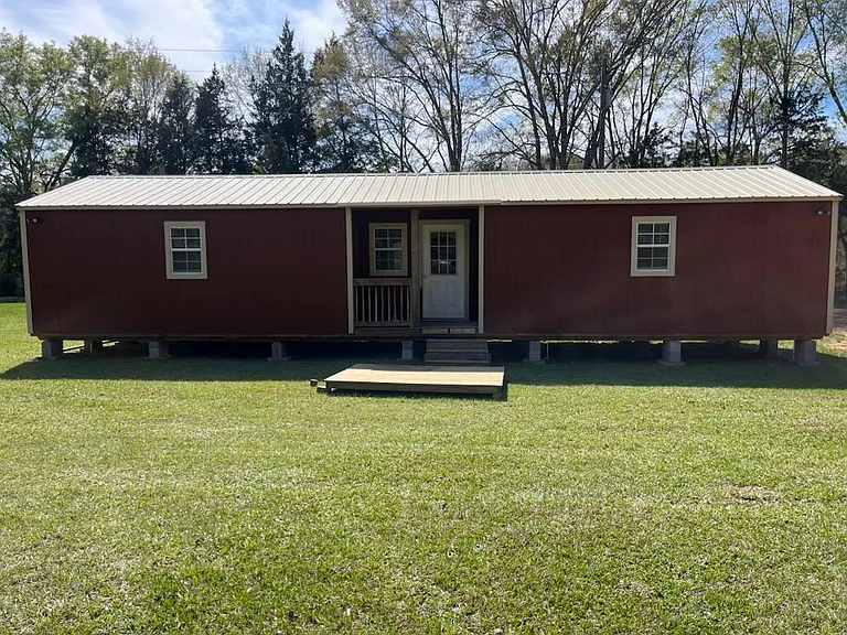 11860 Highway 16 E — Photo 1