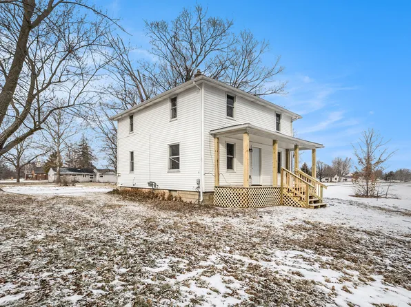 621 Jordan Lake St, Lake Odessa, MI 48849