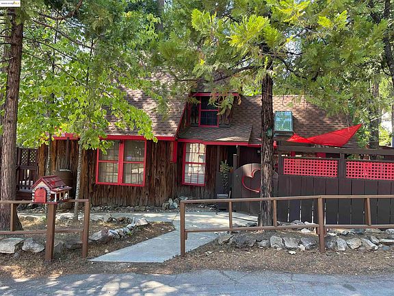2nd image of 22846 Fuller Rd
