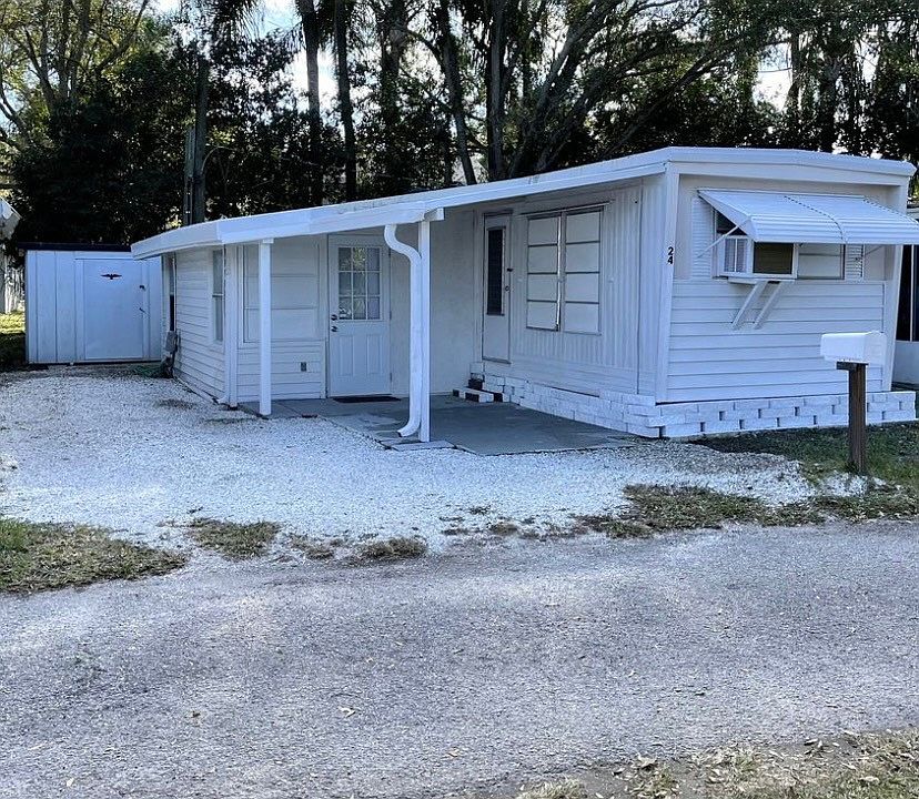 1st image of 730 14th St NW Lot 24