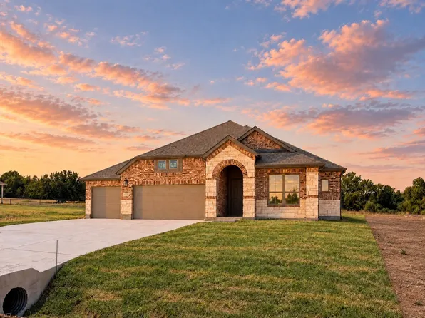 305 Skeen Peak, Springtown, TX 76082