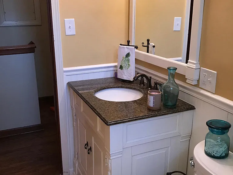176 Elm St — Photo 17
