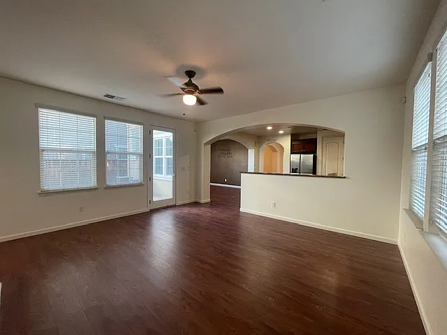 465 W Saint Francis Ave — Photo 13