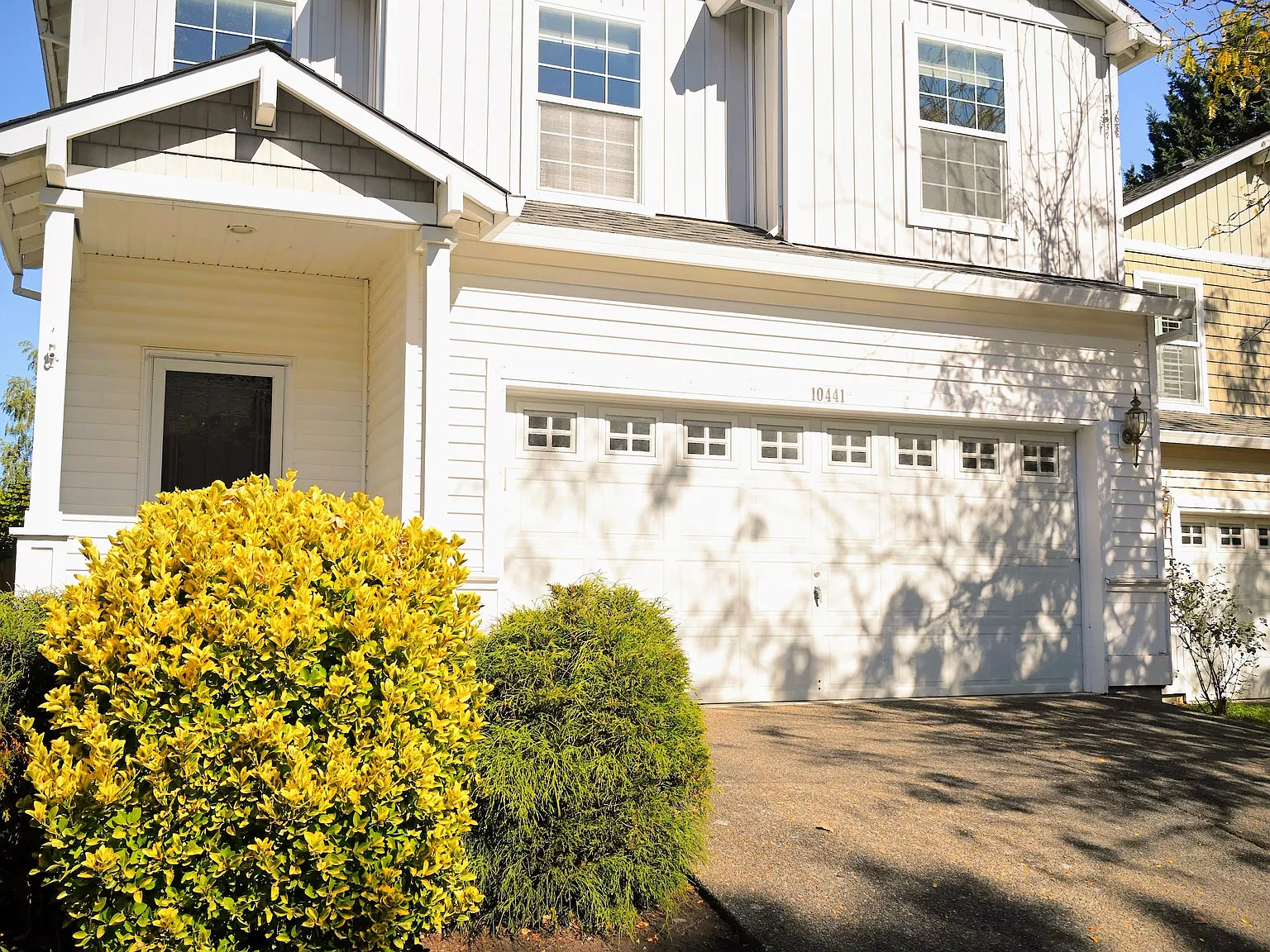 4 bed, 2.5 bath, 1666 sqft, $2,849 — Photo 1