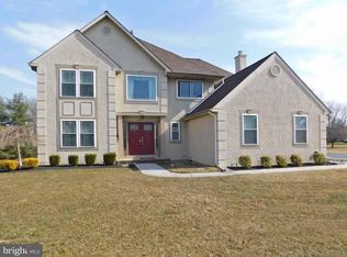 129 Rugby Dr, Langhorne, PA 19047