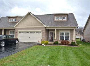 21 Golden Oaks Way, Rochester, NY 14624