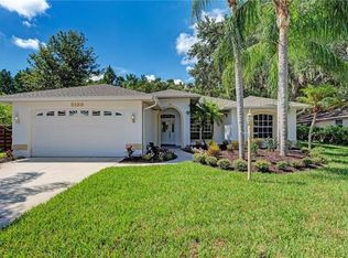 5196 Sunnydale Cir, Sarasota, FL 34233