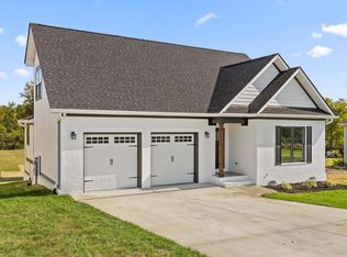 1736 Gray Rd, Chattanooga, TN 37421