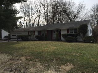 62 Paxwood Rd, Delmar, NY 12054