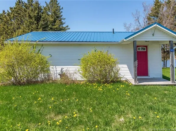 90 Pascal, Saint Charles, NB E4W 5G7