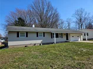 3211 McKee Rd, Erie, PA 16506