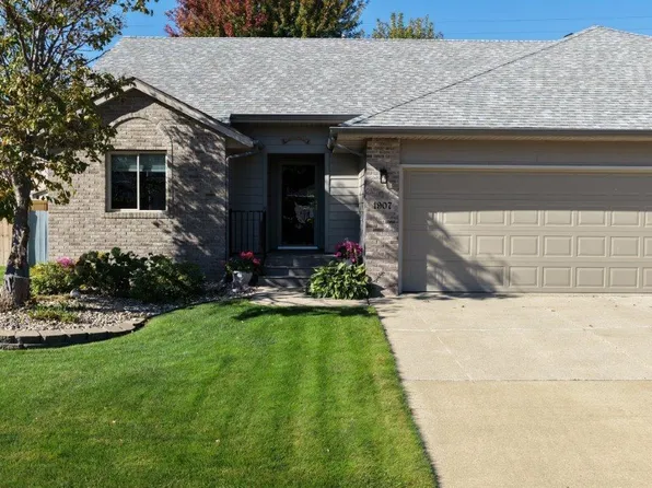1907 S Campbell Trl, Sioux Falls, SD 57106
