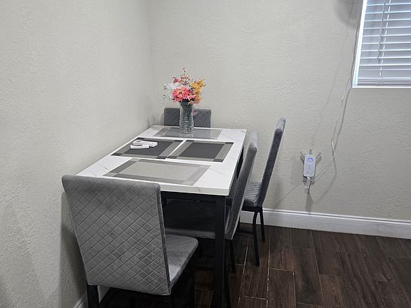 3rd image of 5603 Golden Dr
