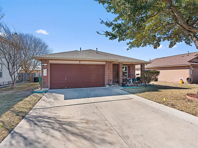 128 Steven St β photo 2