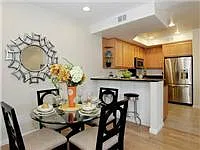 2 bed, 2.5 bath, 1213 sqft, $3,500 — Photo 4