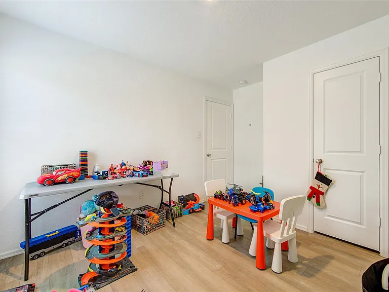 26923 Winward Creek Trl — Photo 29