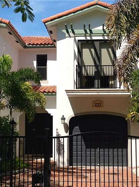 1st image of 2623 Lincoln Ave #2623