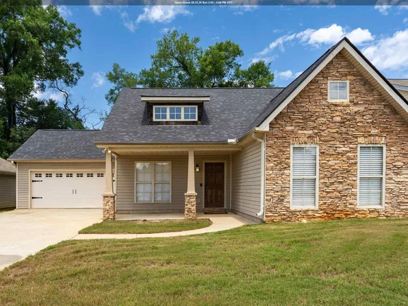 160 Stonecreek Pl, Calera, AL 35040