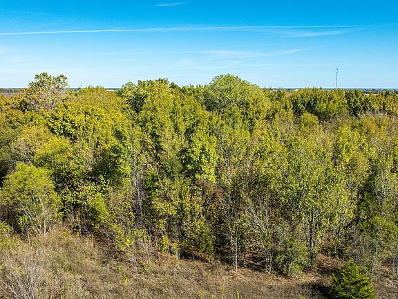 4th image of 2 Grainery Rd