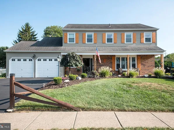 459 Fairman Ln, Langhorne, PA 19047