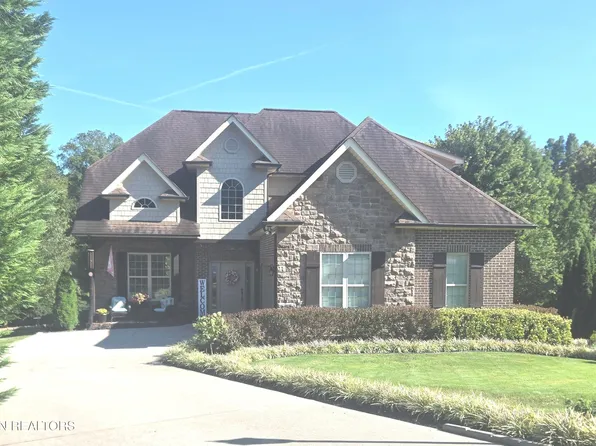 2120 Britts Dr, Lenoir City, TN 37772