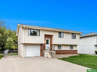 23706 Walnut Cir, Waterloo, NE 68069