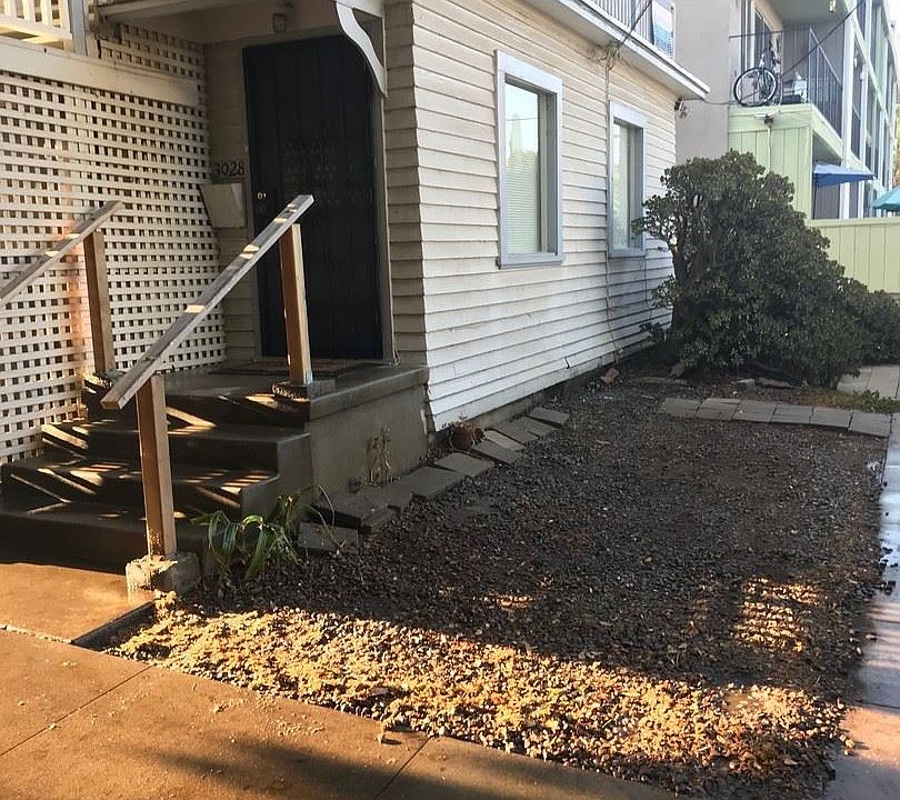 1st image of 3028 3rd Ave
