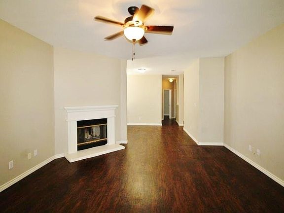 3rd image of 2408 Wildwood Ln