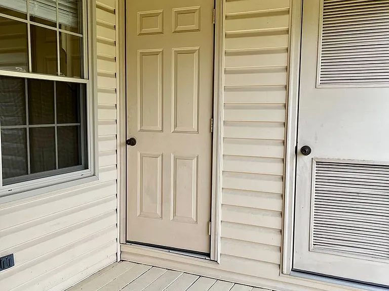 1717 Landmark Dr #3C — Photo 13