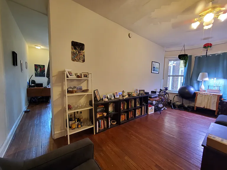 4222 Spruce St #1R — Photo 9