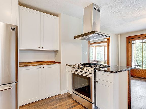 Stainless appliances