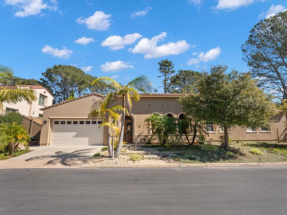 1st image of 939 Bluejack Rd