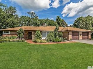 6 Timberline Dr, Huntington, NY 11743