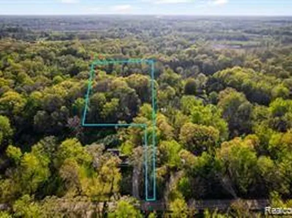 3600-3650 Gregory Rd, Gregory, MI 48137