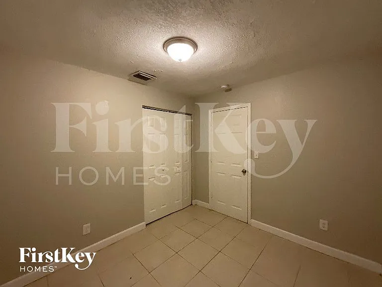 5980 NW 24th Ct — Photo 9
