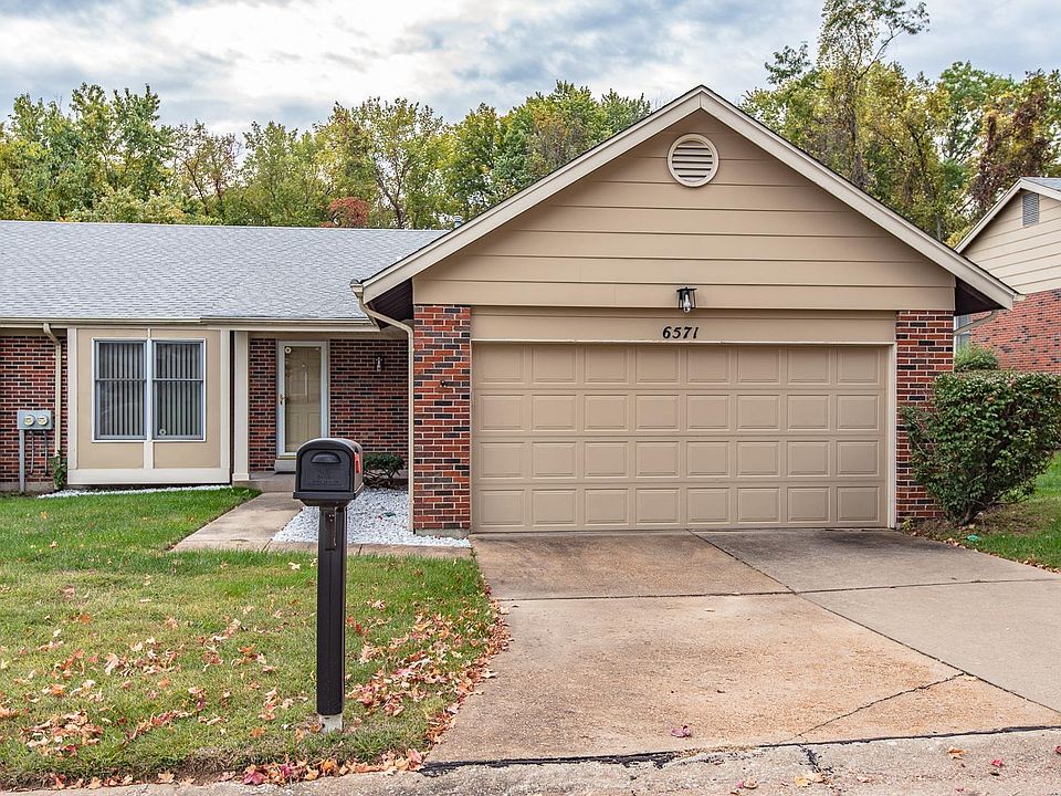 1st image of 6571 Dolphin Cir