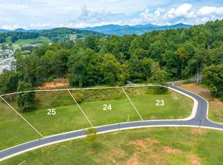 25 Scenic Ridge Cir, Franklin, NC 28734