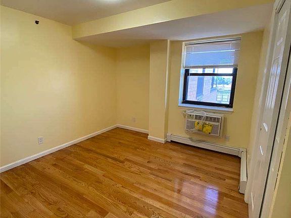 4th image of 36-36 Prince St #9A