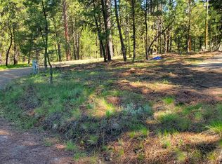 30 Starflower Dr, Cascade, ID 83611