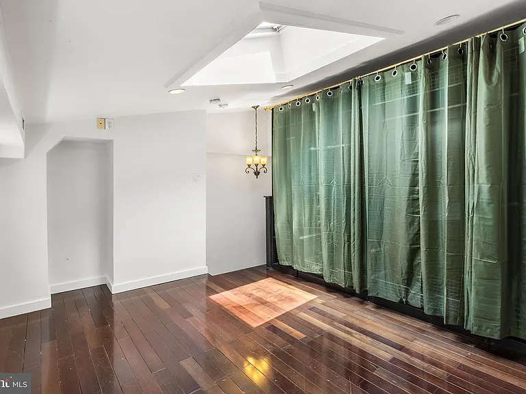 9 Bristow Pl — Photo 20