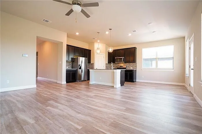 4004 Promontory Point Trl — Photo 2