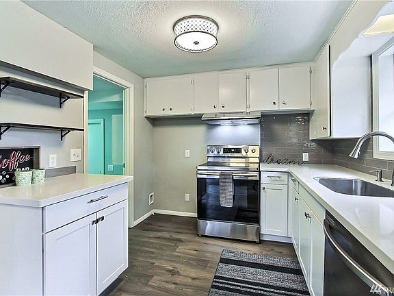 5th image of 8519 Winona St SW